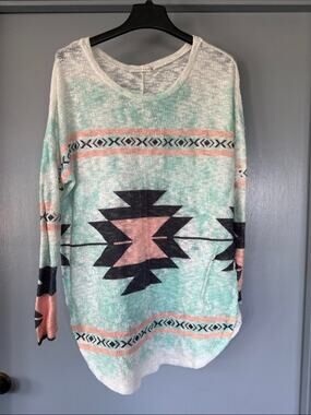 Luna Chic Southwestern Lightweight Pullover Sweater Women Long Sleeves sz M